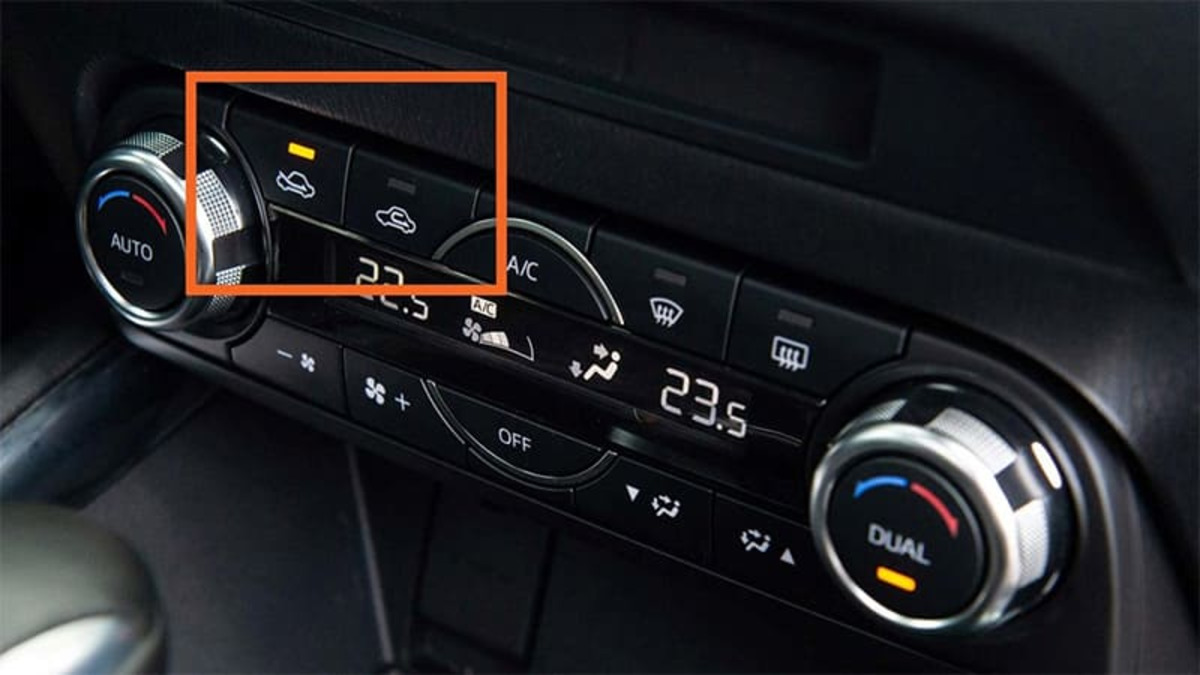 nut say kinh o to Vai trò và chức năng của hệ thống sấy kính ô tô